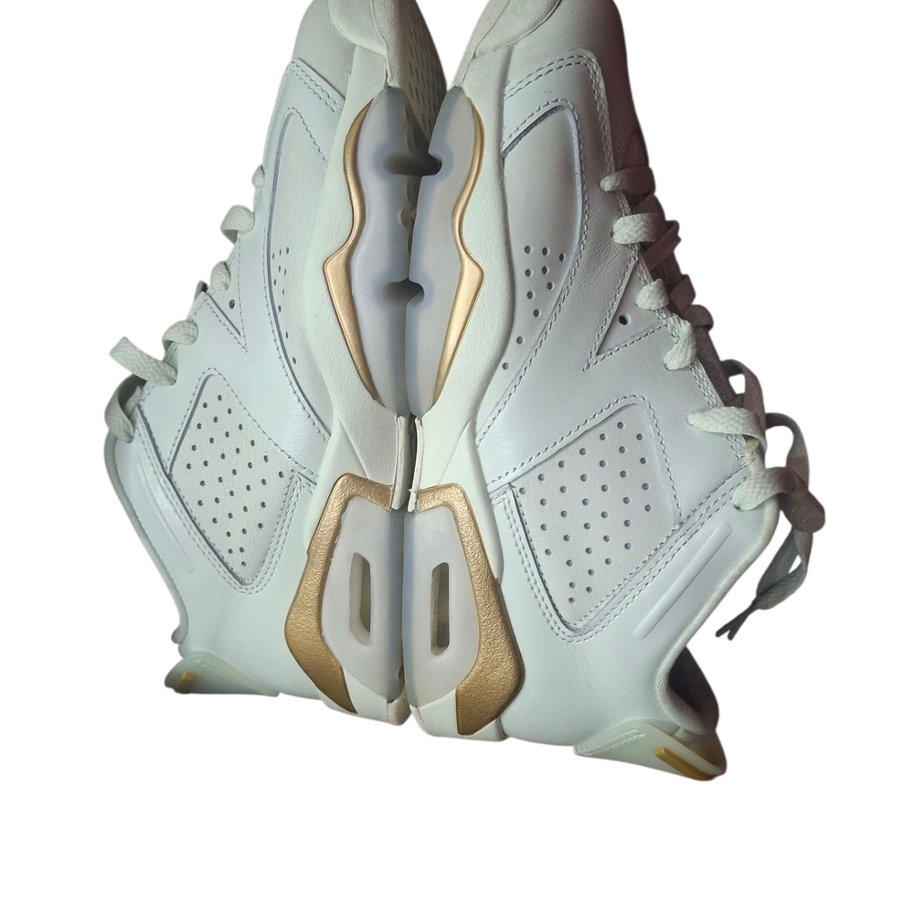 Jordan Athletic Shoes in White and Gold - Picture 3 of 9